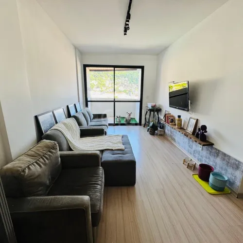 Apartamenro com 3 quartos sendo 1 suite com 93,20m² no Centro, Florianópolis.