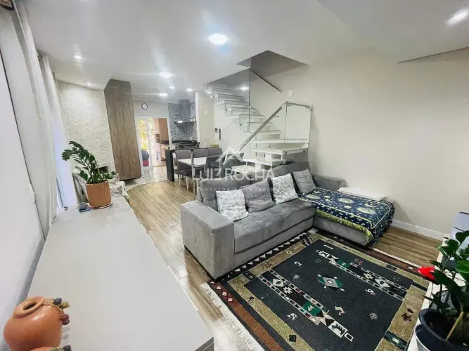 Casa à venda, 3 dormitórios(1 suíte), 105m² , por R$ 860.000 , Granja Viana - Cond. Modern