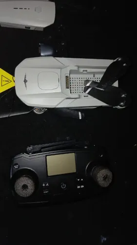 DRONE 5G , MARCA KFPAN  102, SENSOR DE OBSTACULOS, GIMBAL DE 2  EIXOS , 3 BATERIAS.