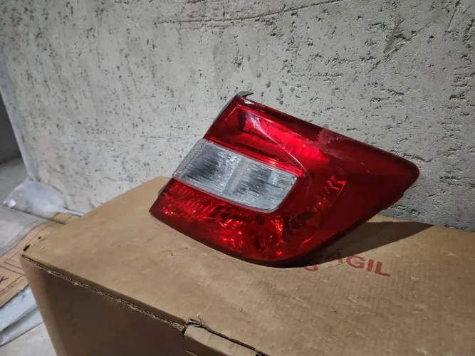Lanterna direita Civic G9 12/16 original 