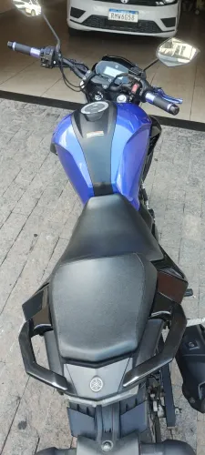 Moto FZ250