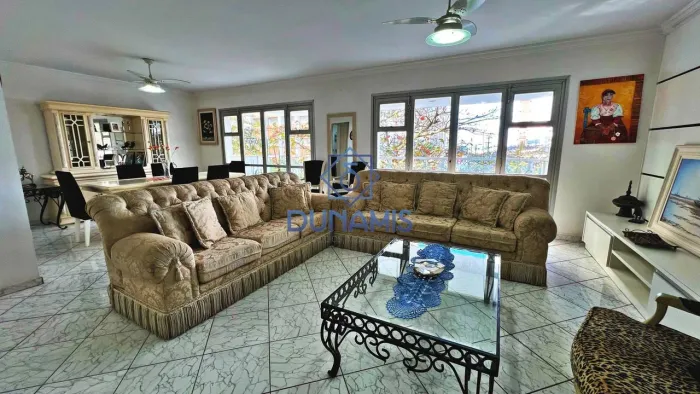 APARTAMENTO A VENDA - 4 DORMITÓRIOS - COM VISTA MAR - 2 VAGAS