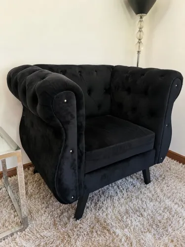 Poltrona Chesterfield Capitonê - Sofisticação e Conforto