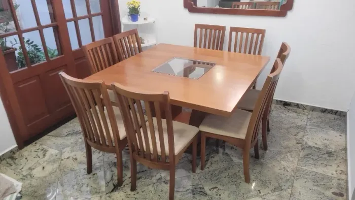 Mesa Jantar Madeira Maciça + 8 Cadeiras Estofadas