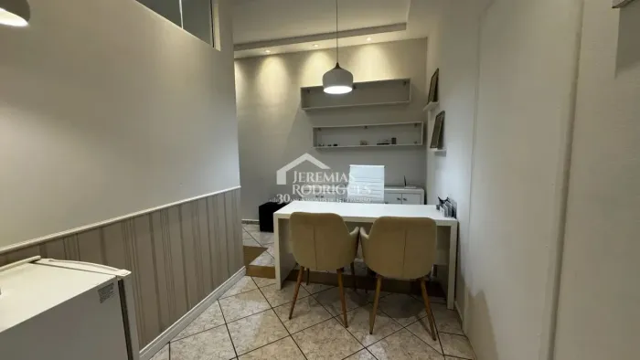 Sala comercial para venda em Pindamonhangaba/SP.