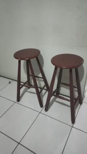 2 Banquetas altas por 200 reais