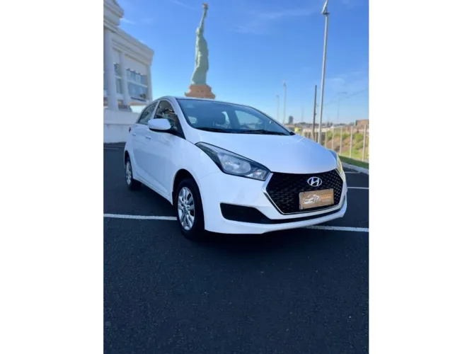 Hyundai HB20 Unique 1.0 Flex 12V Mec. 2019