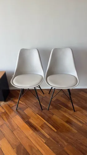 2 cadeiras cozinha/sala Saarinen - Super Novas!