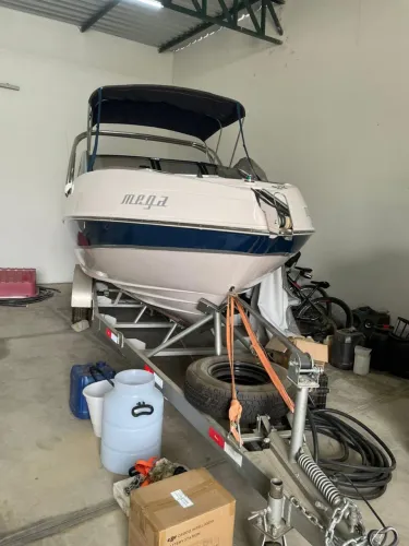 Vende - se Lancha Motor boat