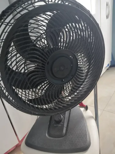 Ventilador Arno com defeito 