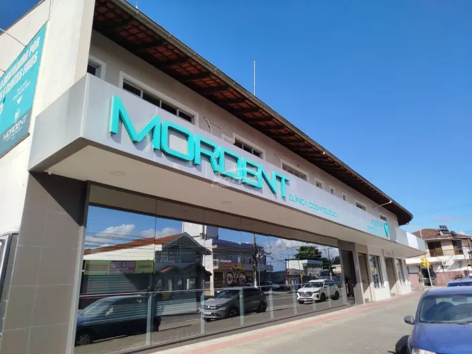 Sala comercial disponível para locação no bairro Itoupava Norte em Blumenau/SC.