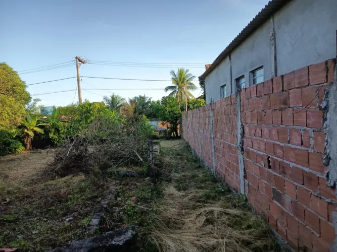 Terreno no Leandrinho perto da quadra e pracinha.