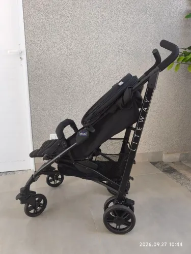 Carrinho de bebê chicco liteway 4