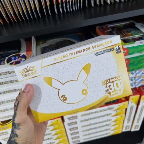 Coleção Treinador Avançado Pokémon Celebração 30 anos
