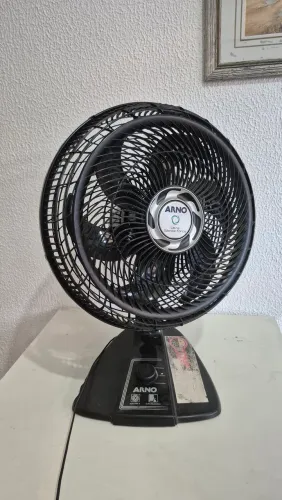 Ventilador de Mesa Arno Ultra Silence Force - R$ 120