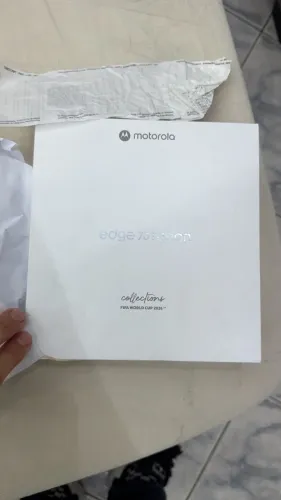Motorola EDGE 70 FUSION Collections , 256 gigas com nota fiscal.