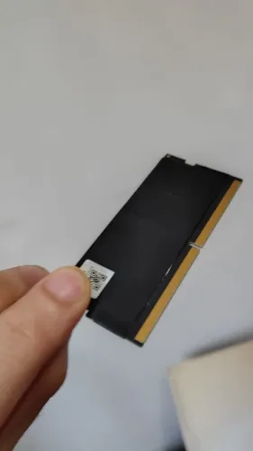 Memória RAM 8 GB 5200 Mhz DDR5 (Original do Nitro V15)