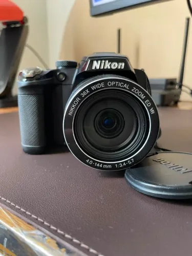 Nikon Coolpix P500 - 12.1MP | Zoom Óptico 36x | Full HD | Super Zoom
