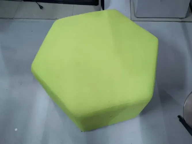 Puff verde hexagonal - Cavaletti Para Escritório