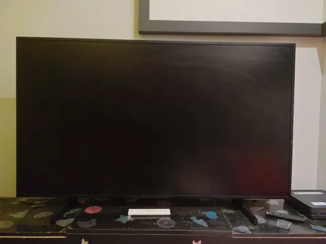Samsung The Frame 50" com defeito - reiniciando - para conserto ou peças