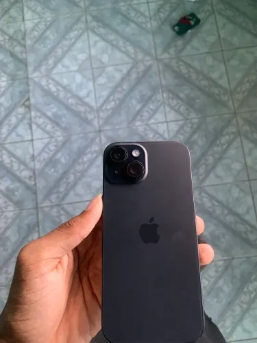 iPhone 15 muito novo pra sair logo