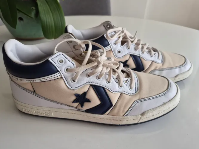 Tênis Converse Fastbreak