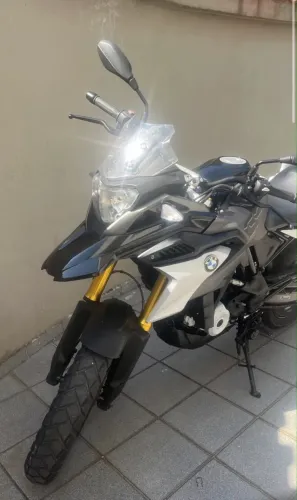 Moto bmw único do placa antiga ainda manual  chave reserva sem detalhes 