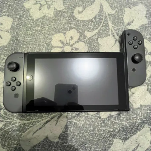 Nintendo switch usado mais Novo bem cuidado 