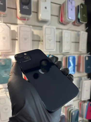 iPhone 13 - 128gb