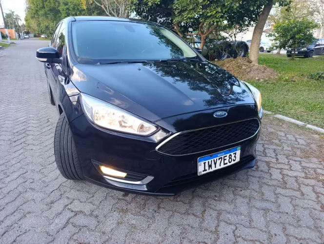 Ford Focus 2.0 16v/se/se Plus Flex 5P Aut. 2016