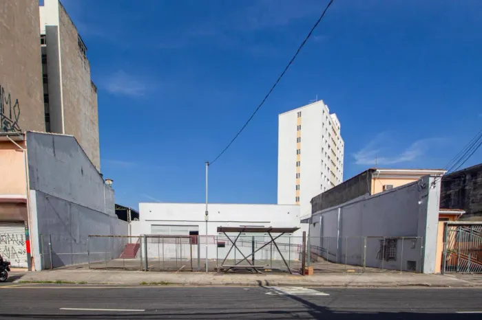 Loja na Rua Tito, 1689 589 m²