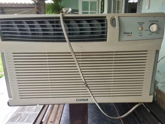 Ar-Condicionado de Janela Consul 12.000 BTUs - 127V (Gelando Perfeitamente)