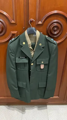 Uniformes Oficial formatura e camulfado