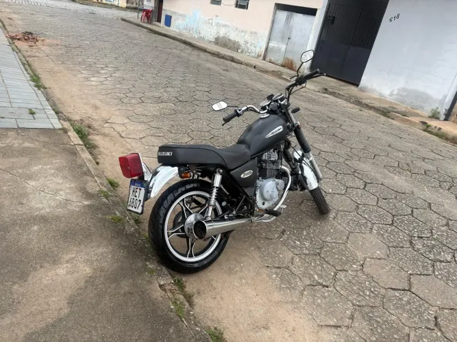 Suzuki Intruder 125 2008