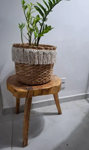 Mesa em madeira rústica 