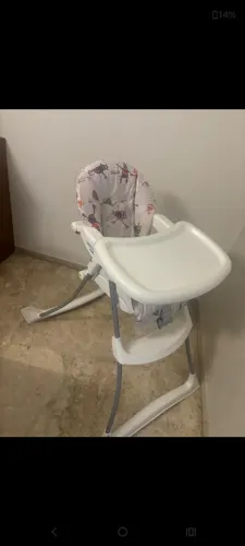 Cadeirinha de alimentação