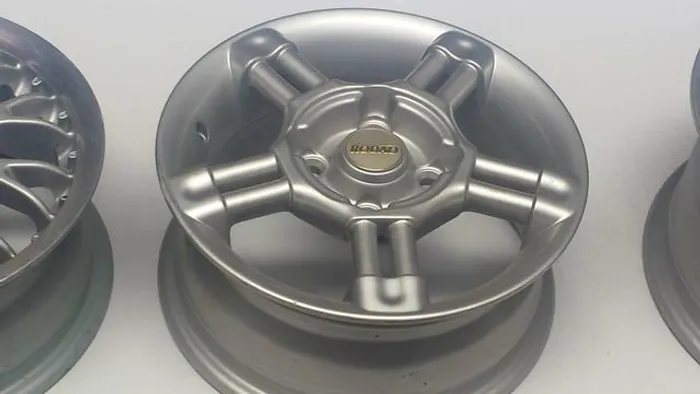 Roda aro 13 Rodao trevo Estrela Prata Chevrolet corsa 4X100 jogo novo