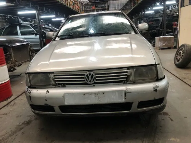 Sucata Polo Classic 1.8 AP MI 1998