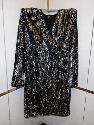 Vestido Shein NOVO (Com etiqueta e nunca usou) Glamour Plus Size