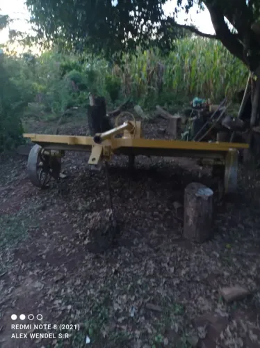 Roçadeira tatu a tomada força 