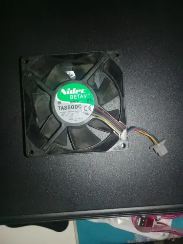 FAN SERVIDOR DELL  TA350DC CONECTOR  4 PINOS  USADO 