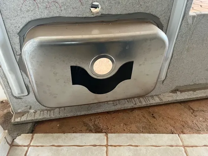 Vendo pias e vasos e tanques