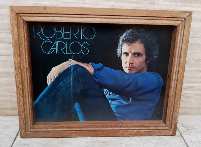 Moldura com foto do Roberto Carlos