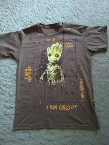 Vendo blusa Groot Piticas.