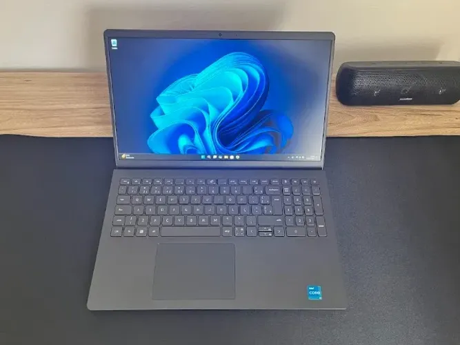 Notebook Dell Inspiron 3520