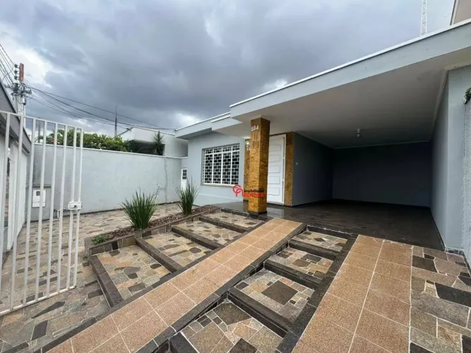 Casa com 3 dormitórios para alugar, 171 m² por R$ 2.900/mês - Vila Santa Catarina - Americ