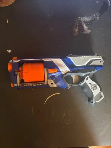 Nerf Strongarm