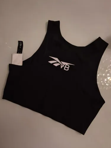 Top tank reebok x victoria beckham (raro)