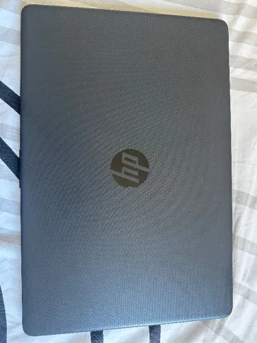 Notebook HP 255R G9 AMD Ryzen 3. Memória RAM 8GB. SSD 256GB. Tela de 15,9 polegadas