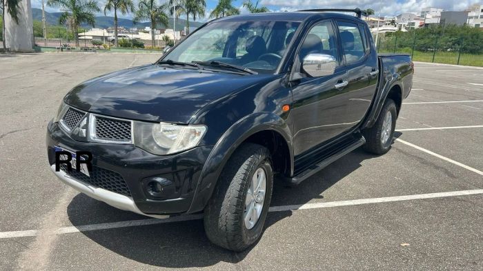Imagem de Mitsubishi L200 Triton HPE 3.2 CD TB Int.diesel AUT 2011